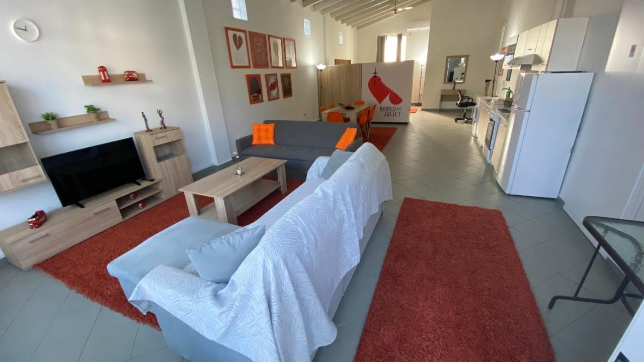 Ferienwohnung Patras Romeο House Exterior foto